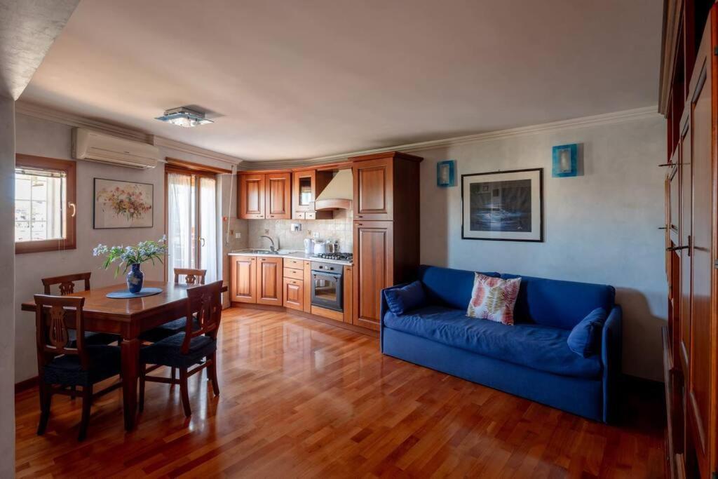 Apartment Attico Per Quattro Persone Sulla Nomentana, Wi-fi, Aria Condizionata Rom